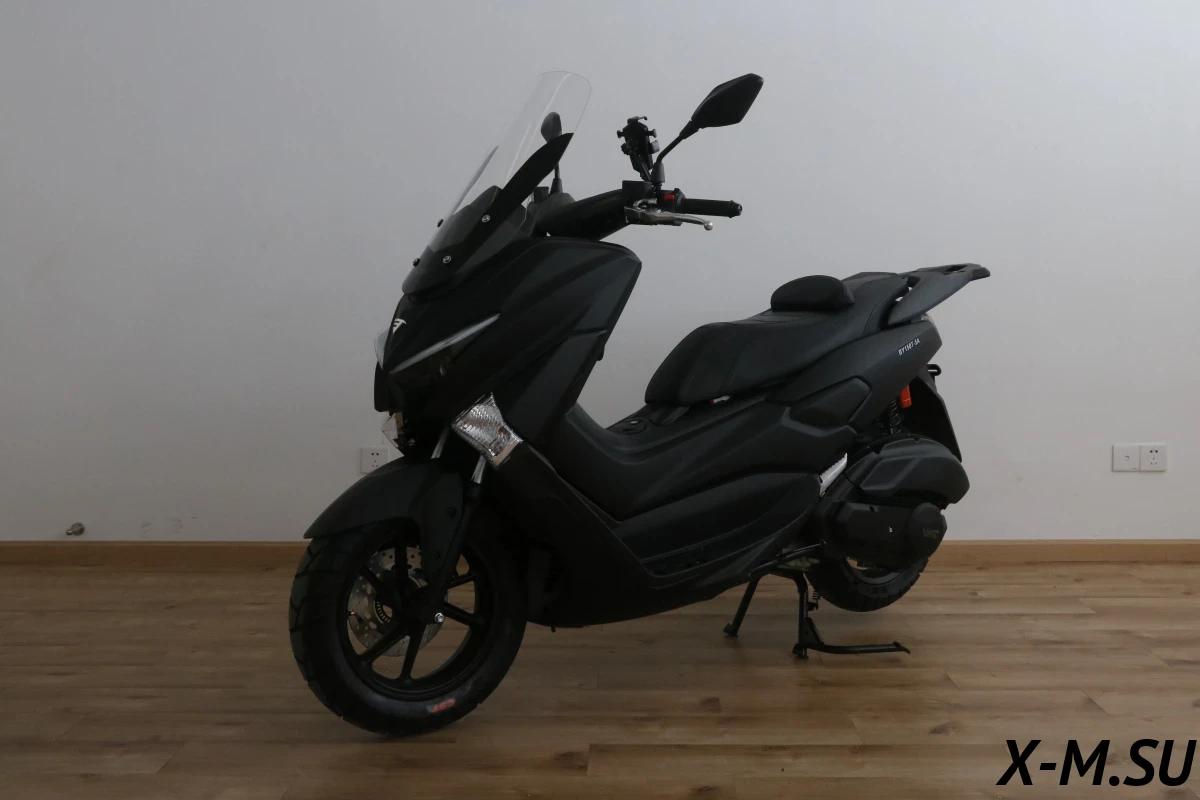 Скутер X-MOTORS MAX RS - 200cc (replica Yamaha TMAX) Скутер X-MOTORS MAX RS - 200cc (replica Yamaha TMAX)