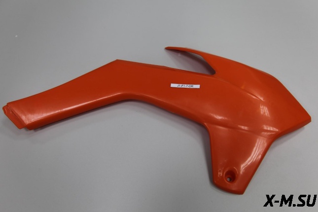 Пластик передний правый J1/J5/J5pro  J1F17OR