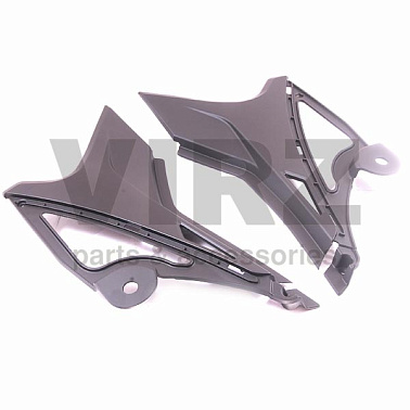Пластик боковой центральный (пара) XR250Rs