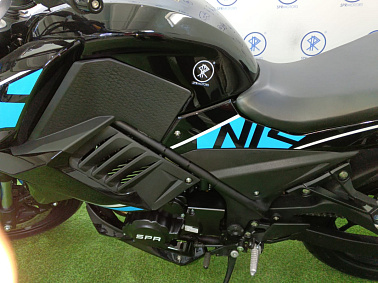 Мотоцикл дорожный SPRMOTORS HURRICANE FH250-Y9